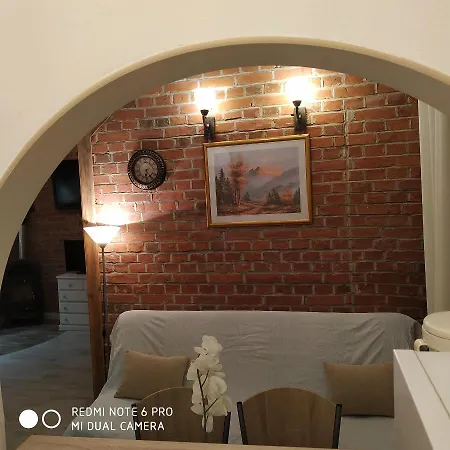 Krolewski Z Baldachimem Centrum *